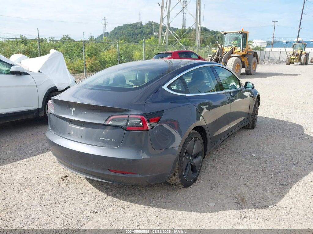 5YJ3E1EB7JF129080 2018 TESLA MODEL 3 photo no. 4
