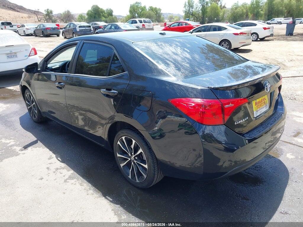5YFBURHE3JP804642 2018 TOYOTA COROLLA photo no. 3