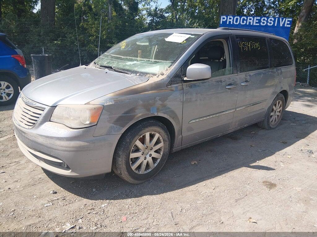 2C4RC1BG4DR647432 2013 CHRYSLER TOWN & COUNTRY photo no. 2