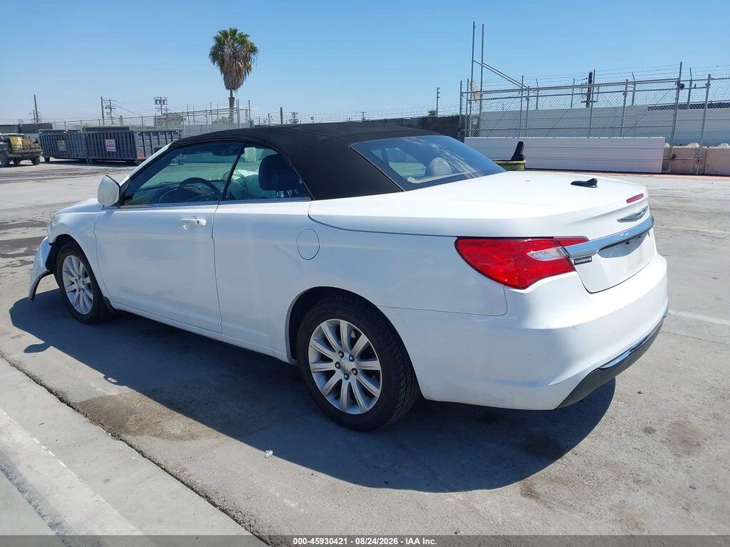 1C3BCBEB0DN592325 2013 CHRYSLER 200 photo no. 3