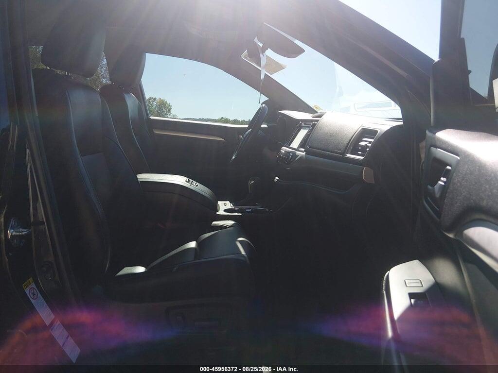 5TDJZRFH0JS486769 2018 TOYOTA HIGHLANDER photo no. 5
