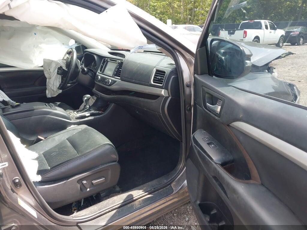 5TDKZRFH8JS540100 2018 TOYOTA HIGHLANDER photo no. 5