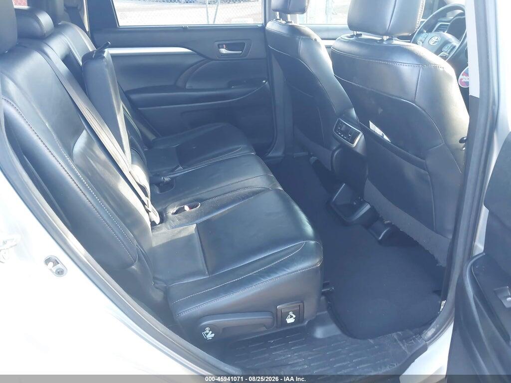 5TDKZRFH3JS533751 2018 TOYOTA HIGHLANDER photo no. 8