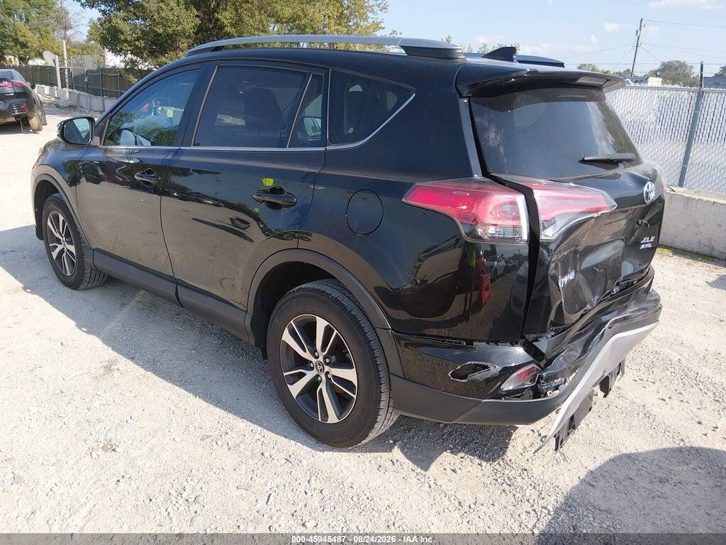 2T3RFREV1JW704770 2018 TOYOTA RAV4 photo no. 3