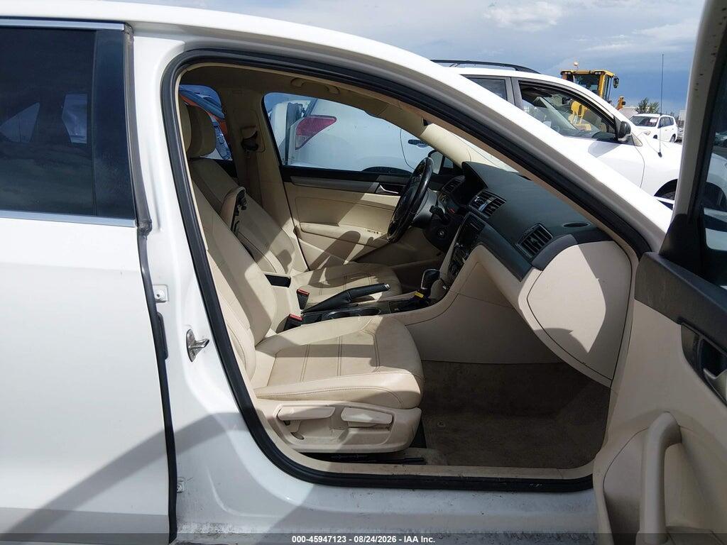 1VWBT7A35FC050656 2015 VOLKSWAGEN PASSAT photo no. 5
