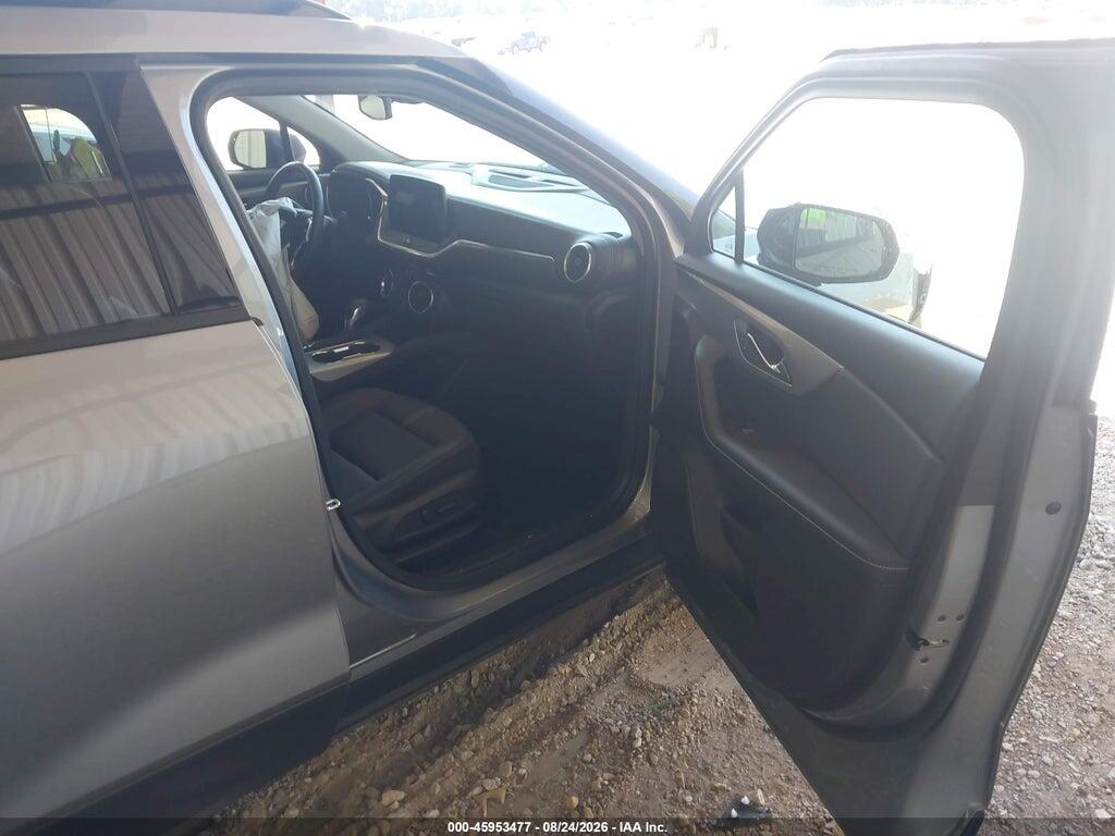 3GNKBDRS0SS144102 2025 CHEVROLET BLAZER photo no. 5