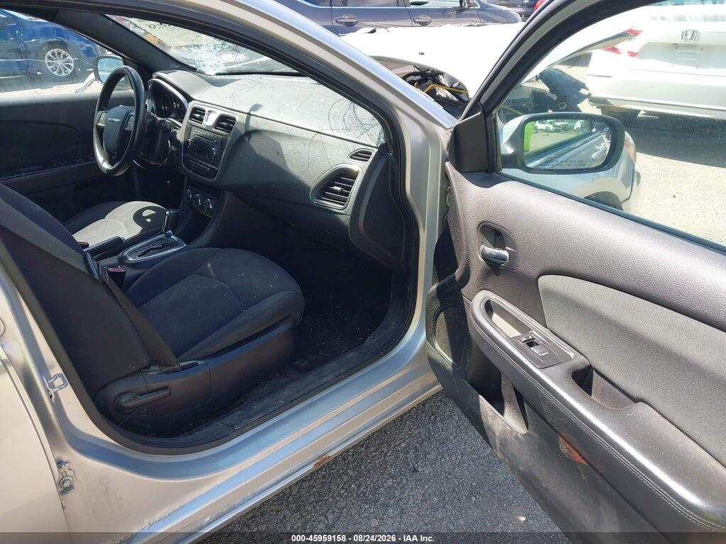 1C3CCBAB0CN204552 2012 CHRYSLER 200 photo no. 5