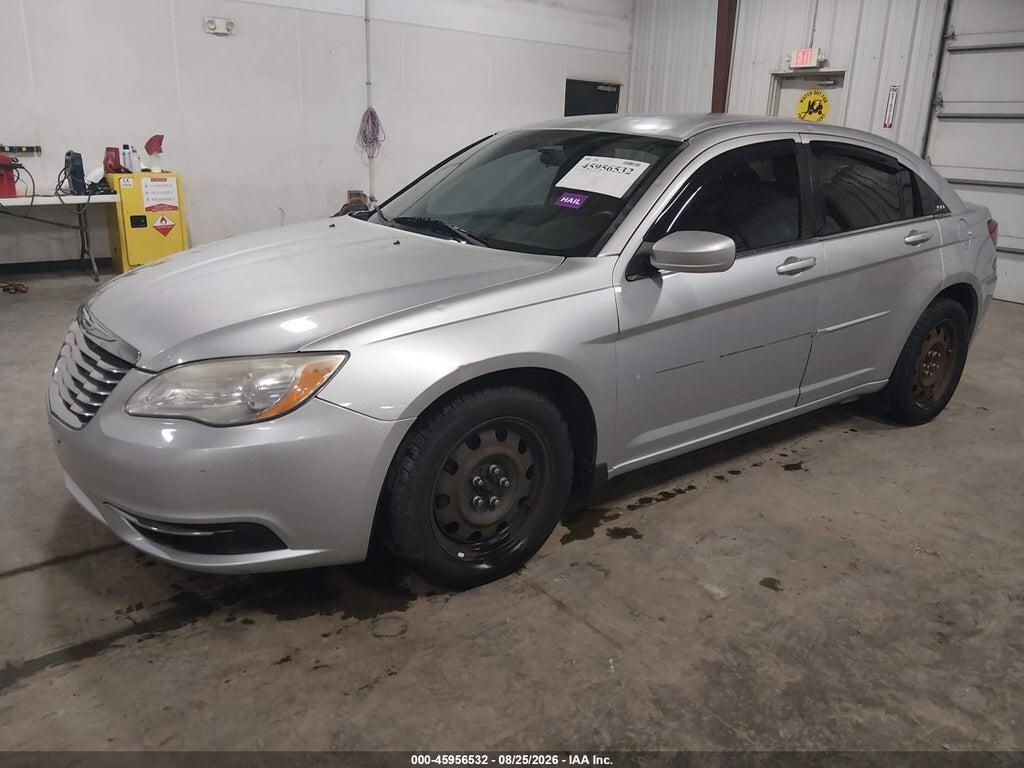 1C3CCBABXCN200072 2012 CHRYSLER 200 photo no. 2