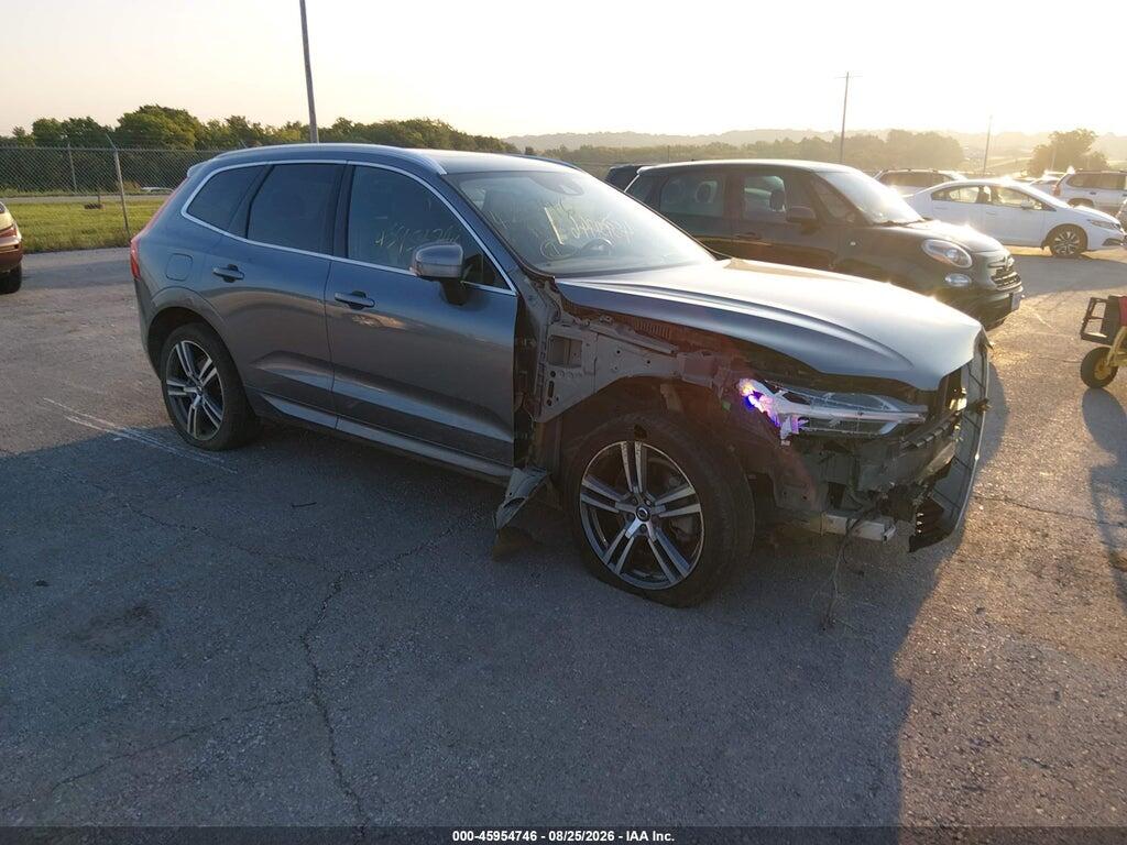 2018 VOLVO XC60 YV4A22RK3J1095032