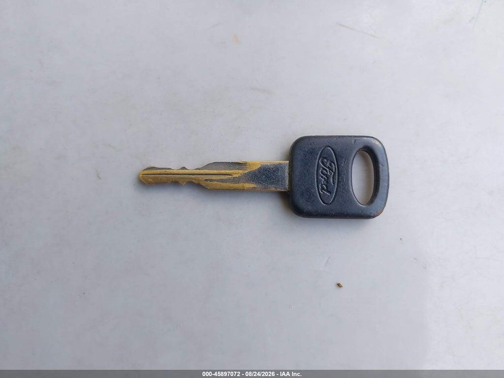 1FTNE2EW0CDA24571 2012 FORD E-250 photo no. 11