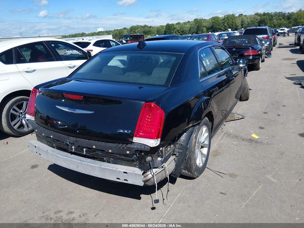 2C3CCAAG3MH654101 2021 CHRYSLER 300 photo no. 4