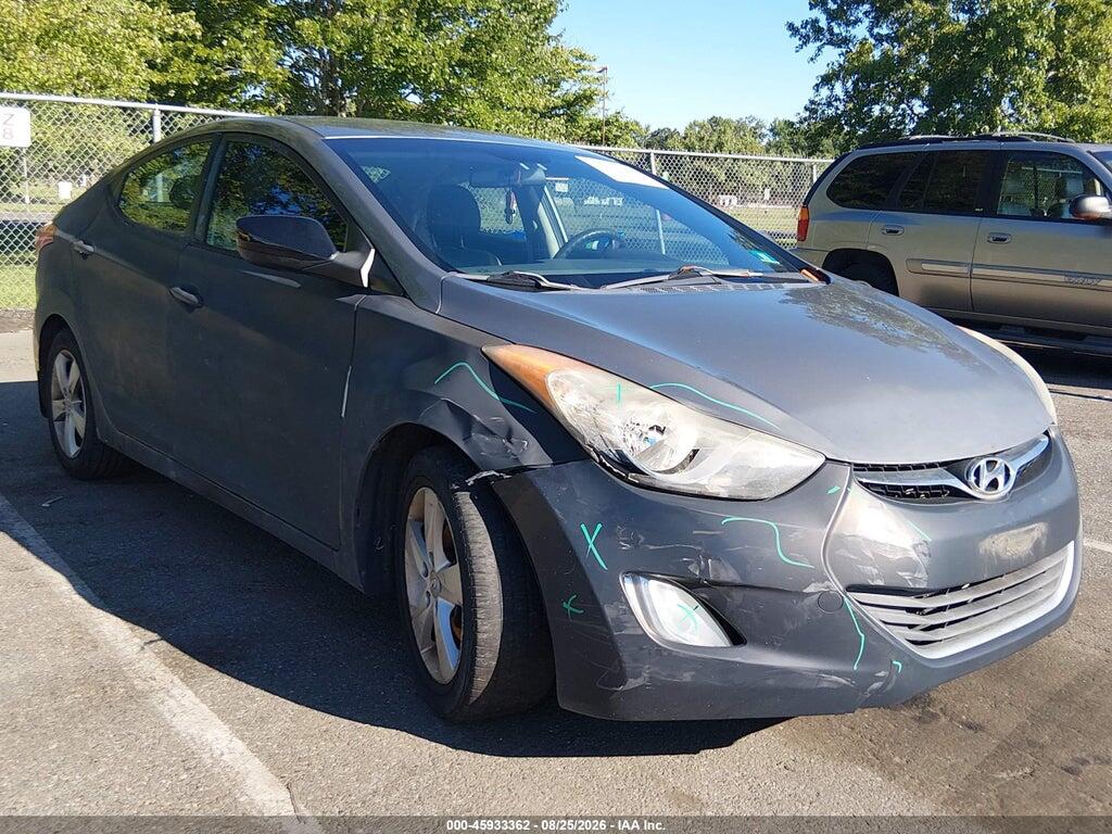 2013 HYUNDAI ELANTRA 5NPDH4AE3DH317825