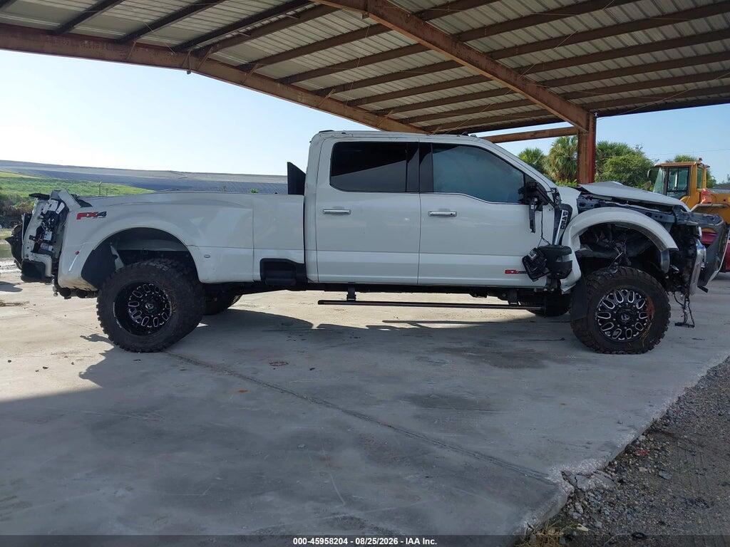 1FT8W4DM9RED58199 2024 FORD F-450 photo no. 12