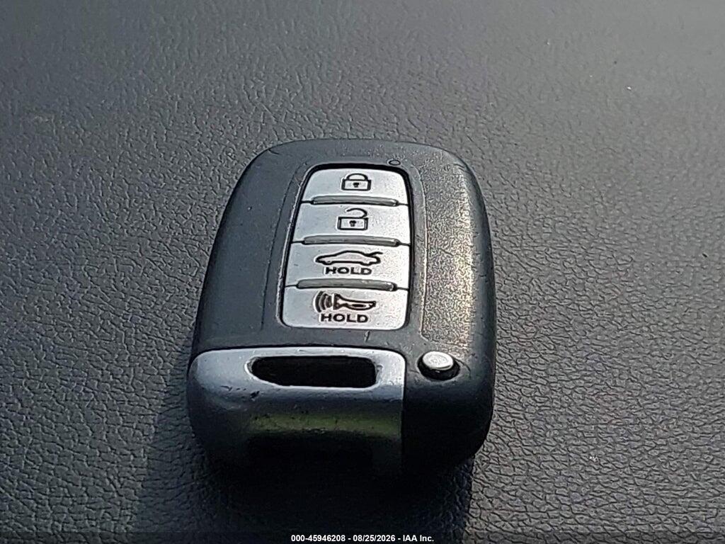 5NPEC4AC4DH532311 2013 HYUNDAI SONATA photo no. 11