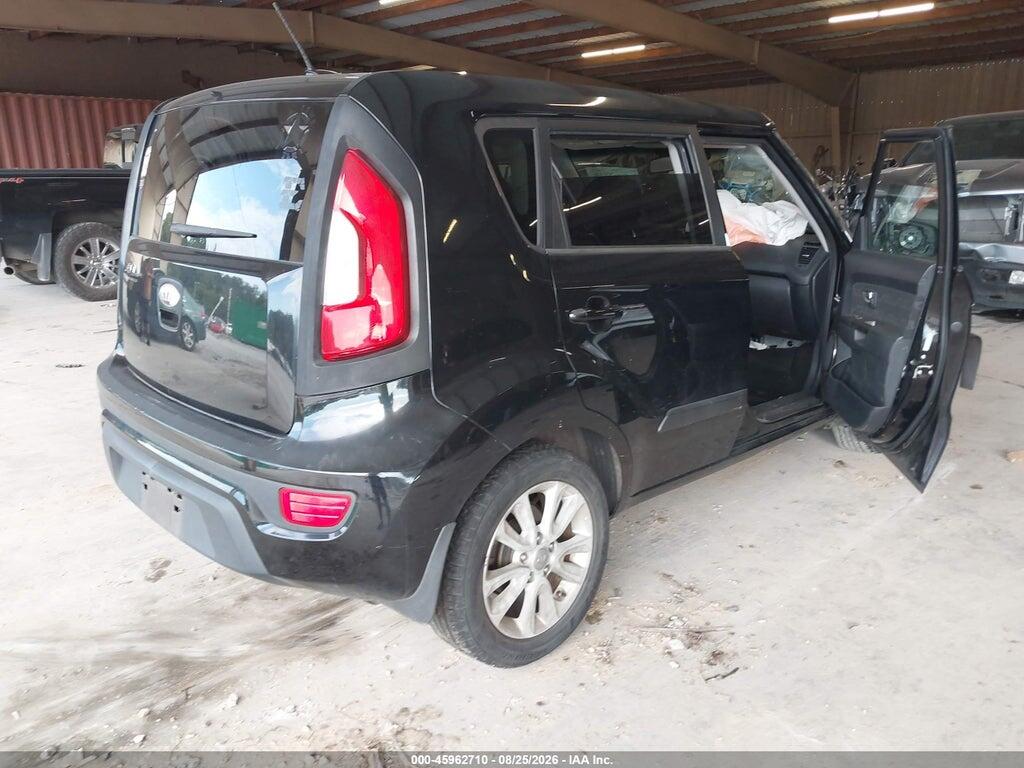 KNDJT2A61D7566336 2013 KIA SOUL photo no. 4