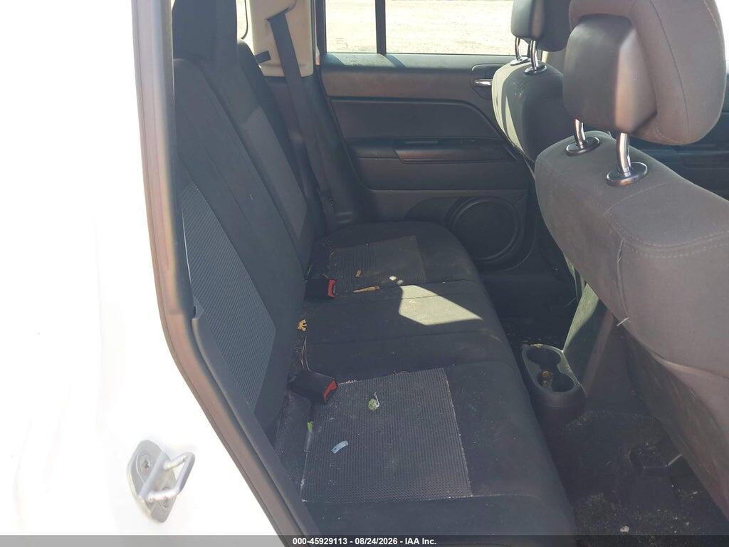 1C4NJRBB7CD576767 2012 JEEP PATRIOT photo no. 8