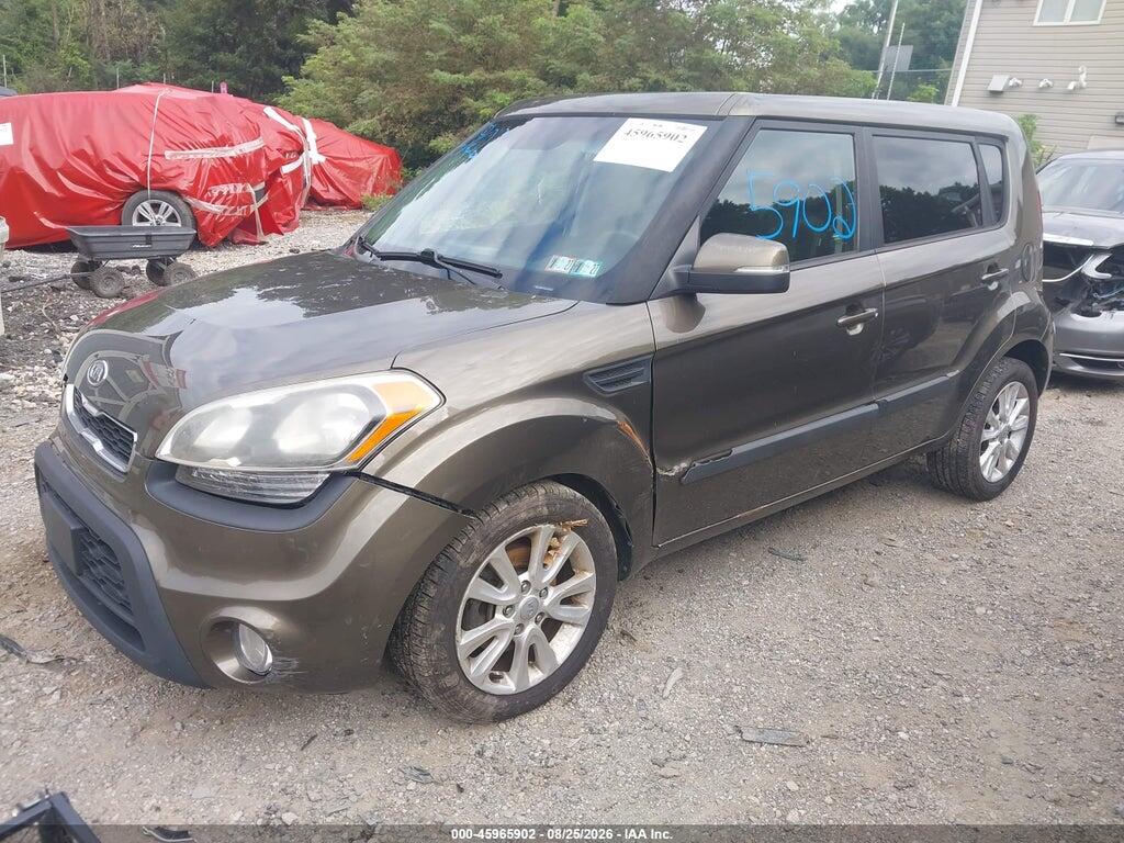 KNDJT2A68C7458519 2012 KIA SOUL photo no. 2