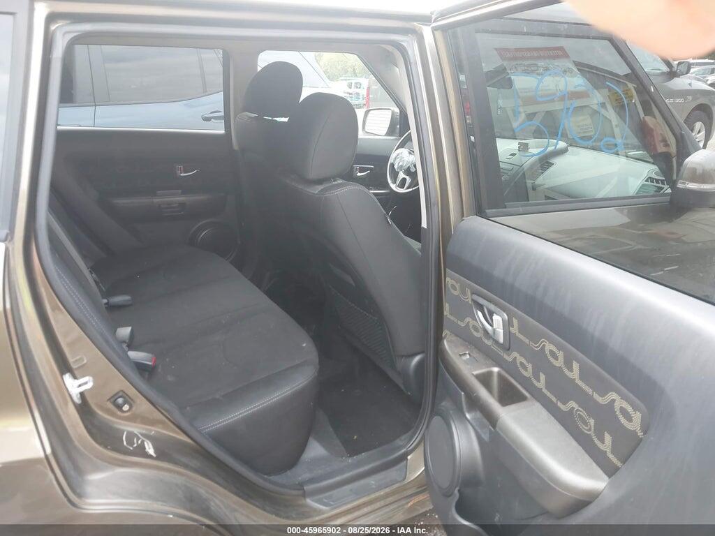KNDJT2A68C7458519 2012 KIA SOUL photo no. 8