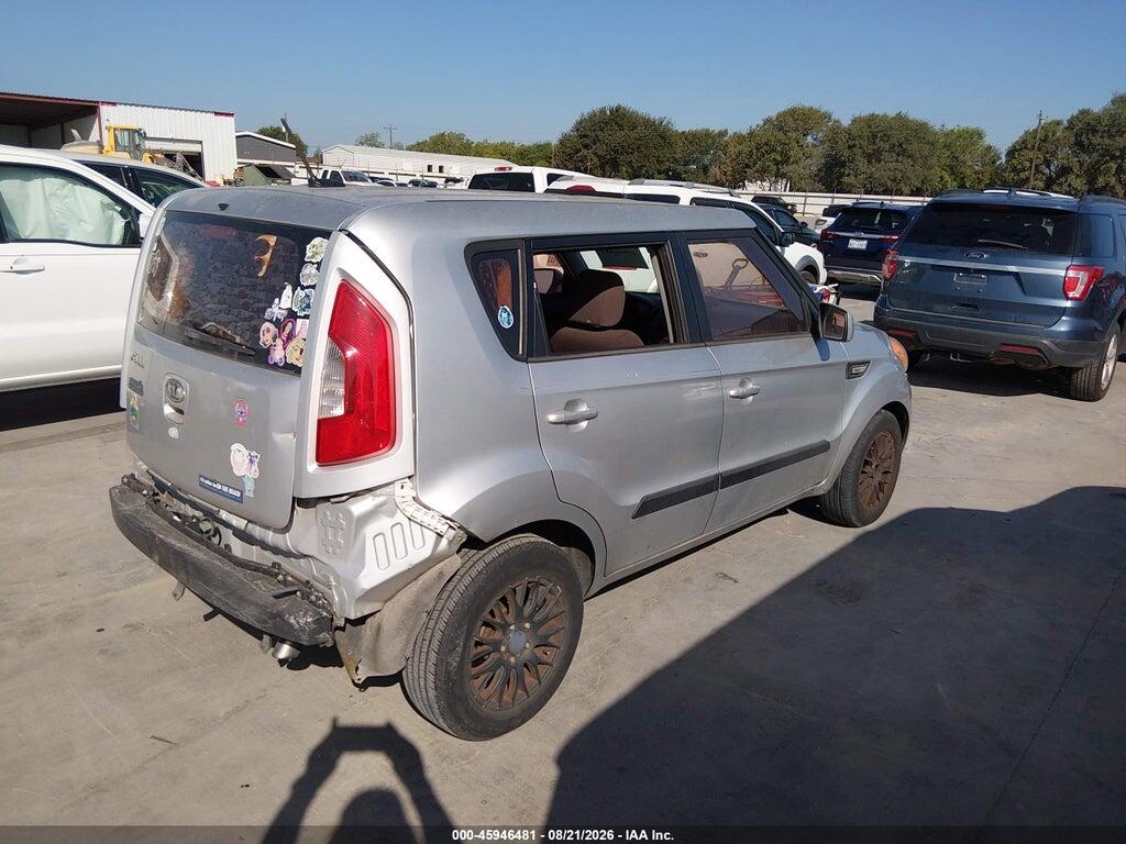KNDJT2A51C7380351 2012 KIA SOUL photo no. 4