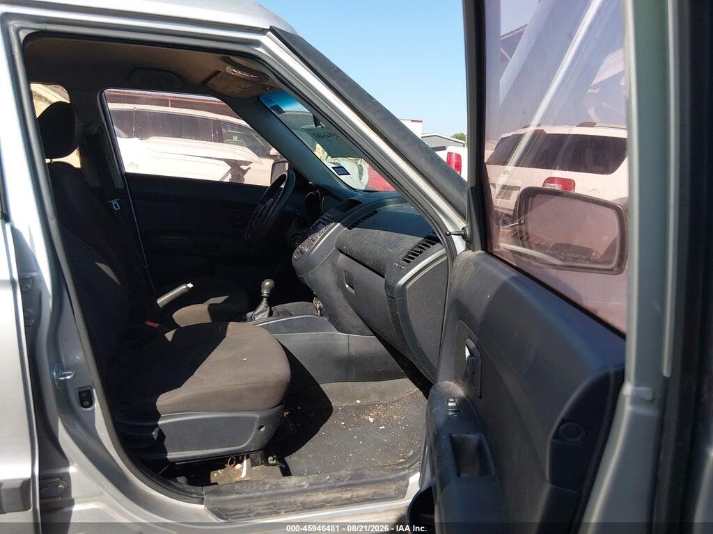 KNDJT2A51C7380351 2012 KIA SOUL photo no. 5