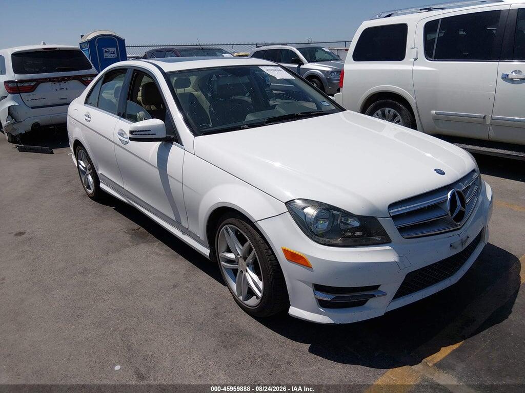 2013 MERCEDES-BENZ C 250 WDDGF4HB3DA790605