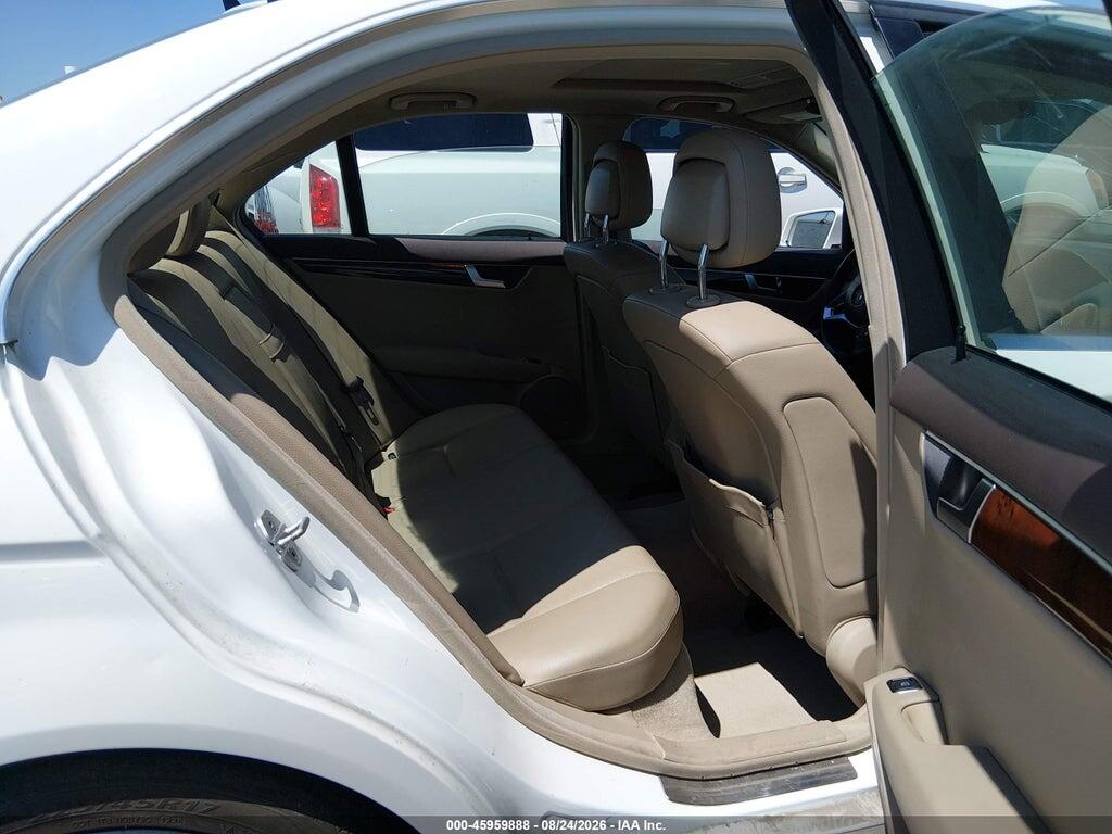 WDDGF4HB3DA790605 2013 MERCEDES-BENZ C 250 photo no. 8