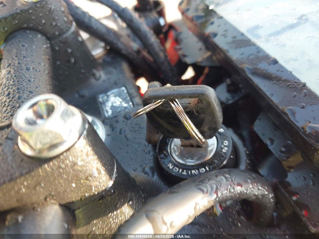 MLHND1617R5301037 2024 HONDA CRF300 photo no. 11