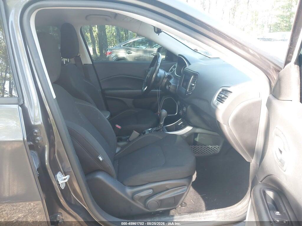 3C4NJCAB0MT514640 2021 JEEP COMPASS photo no. 5