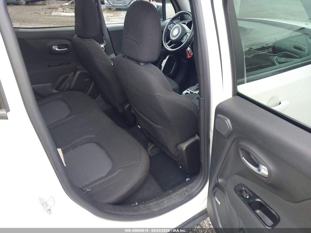 ZACNJDBB5MPM66366 2021 JEEP RENEGADE photo no. 8