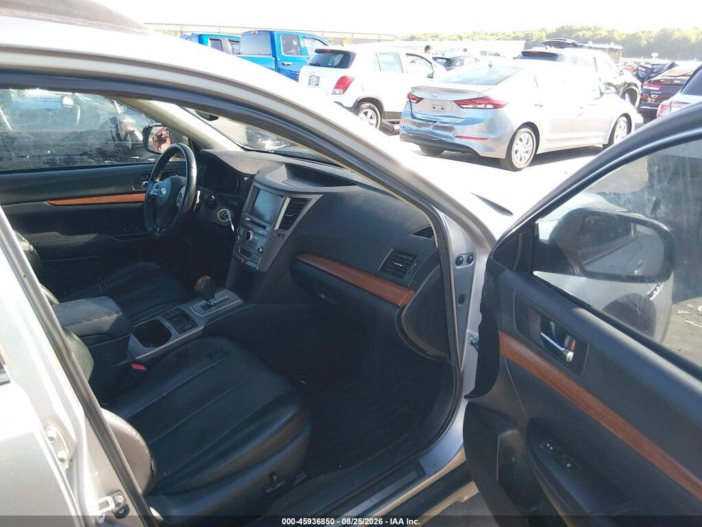 4S4BRBPC9D3273867 2013 SUBARU OUTBACK photo no. 5