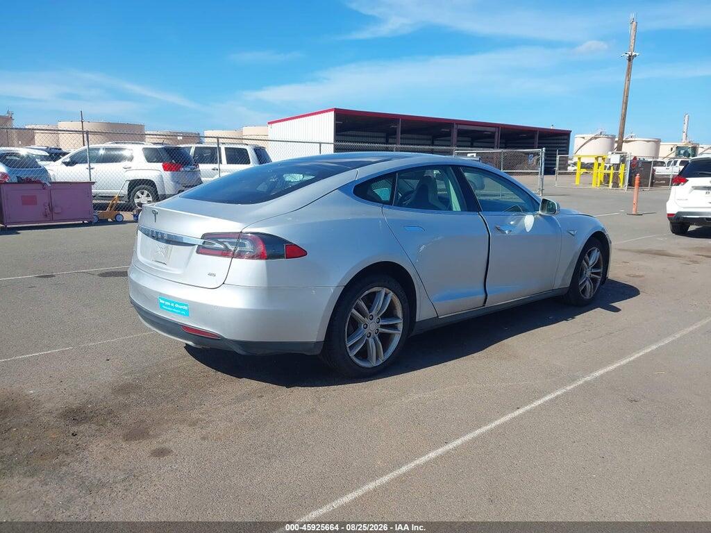 5YJSA1DN5DFP24386 2013 TESLA MODEL S photo no. 4
