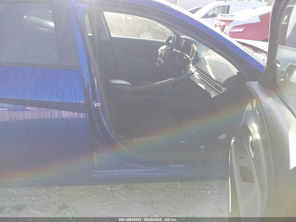 KMHLM4AG5NU264668 2022 HYUNDAI ELANTRA photo no. 5