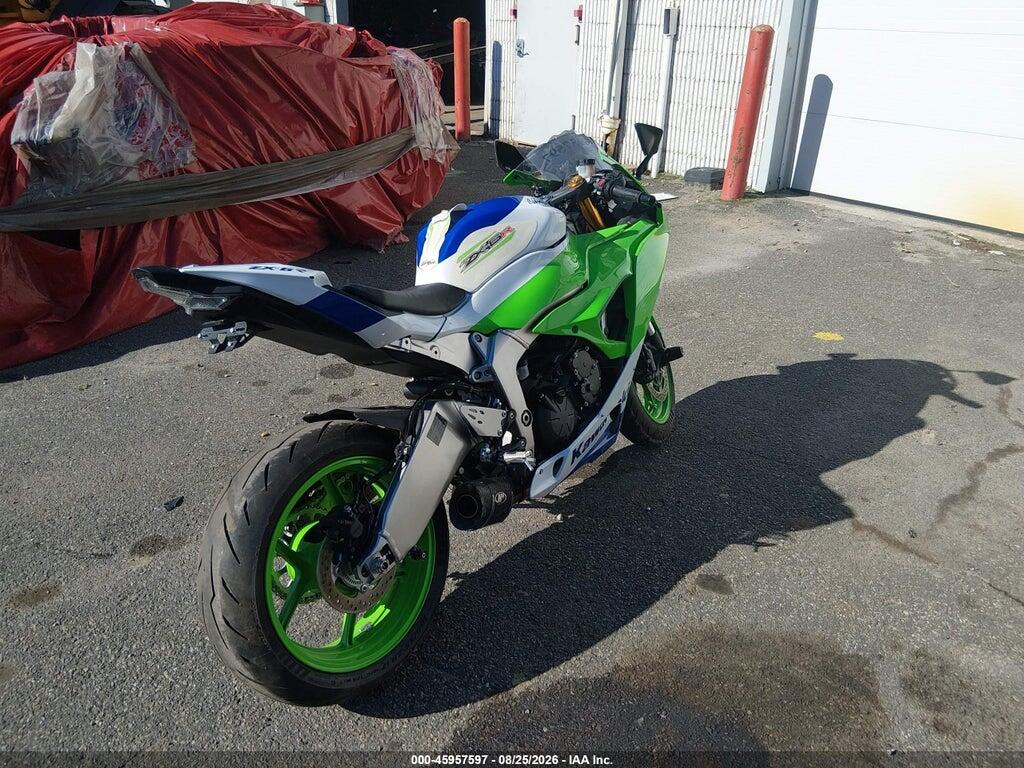 JKBZXJJ12RA005827 2024 KAWASAKI ZX636 photo no. 3