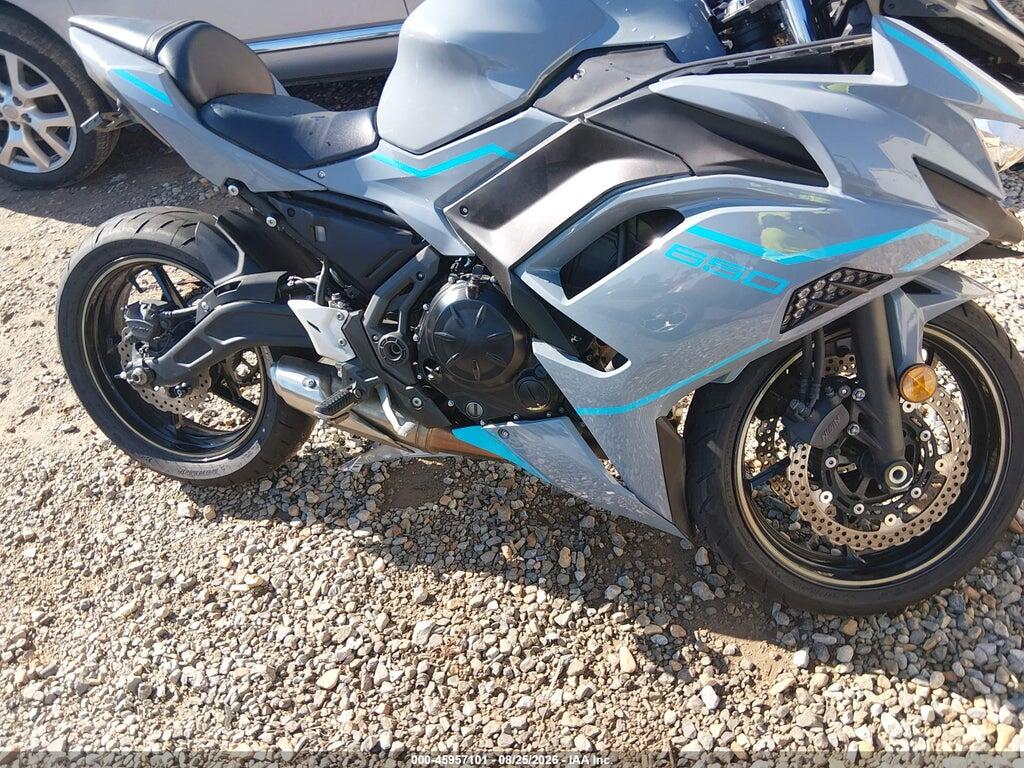 ML5EXER10RDAD4996 2024 KAWASAKI EX650 photo no. 8