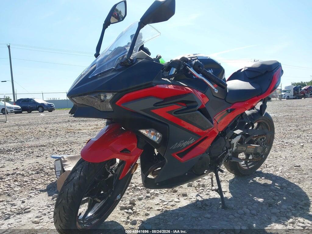 ML5EXGG16RDA09524 2024 KAWASAKI EX500 photo no. 2