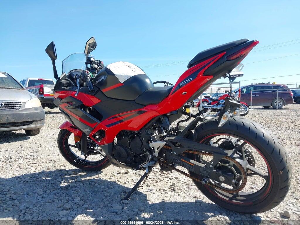 ML5EXGG16RDA09524 2024 KAWASAKI EX500 photo no. 3