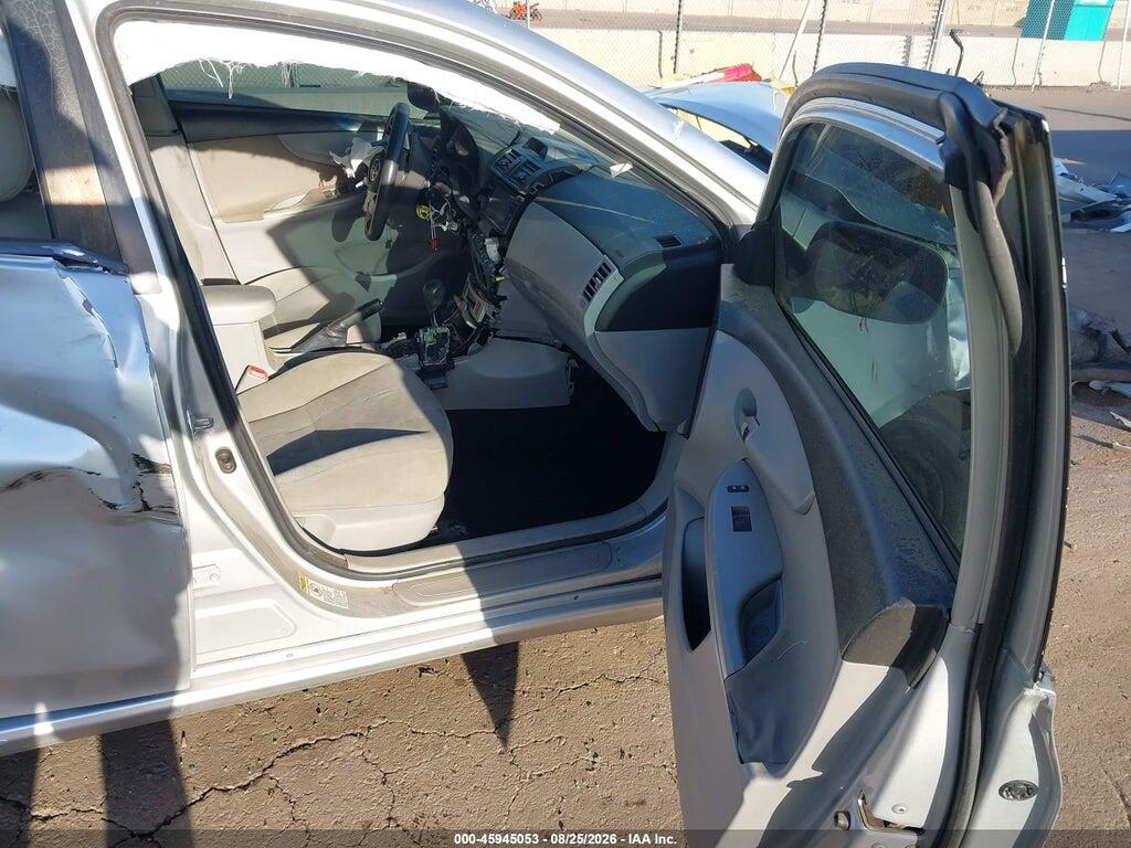 5YFBU4EE9DP176047 2013 TOYOTA COROLLA photo no. 5