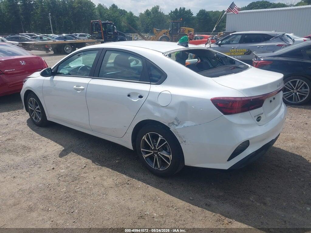 3KPF24AD4PE558903 2023 KIA FORTE photo no. 3