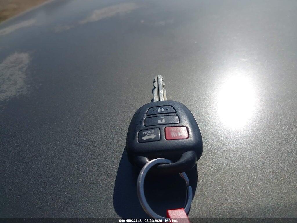 4T1BF1FK3CU562439 2012 TOYOTA CAMRY photo no. 11