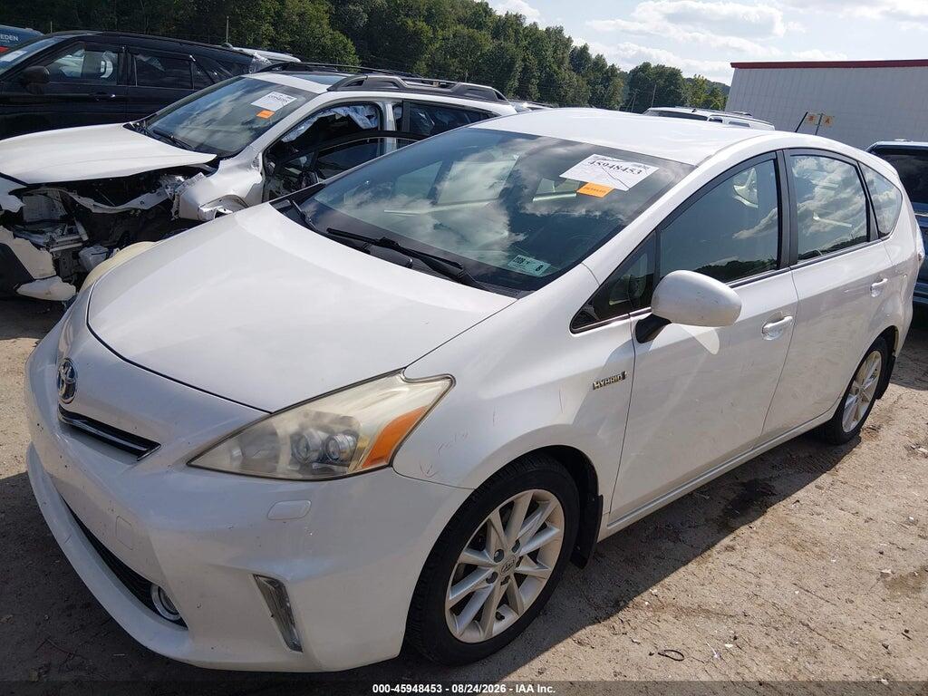 JTDZN3EU4D3289376 2013 TOYOTA PRIUS V photo no. 2