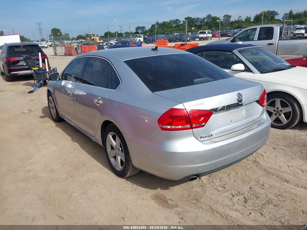 1VWBP7A31DC104049 2013 VOLKSWAGEN PASSAT photo no. 3