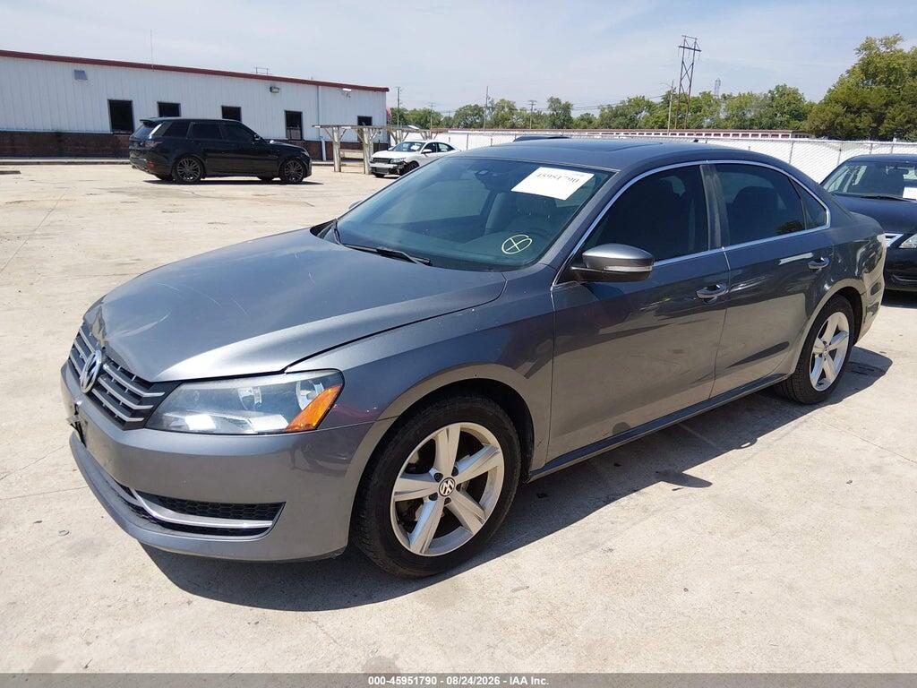 1VWBN7A35DC103749 2013 VOLKSWAGEN PASSAT photo no. 2