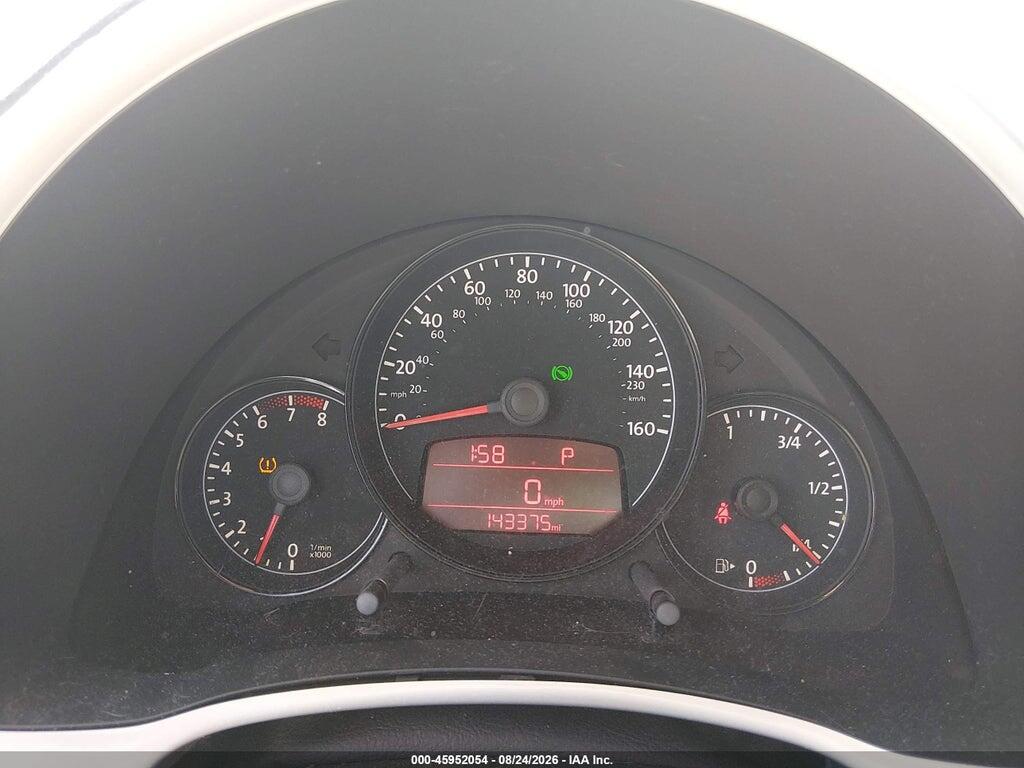 3VWVA7AT1CM641628 2012 VOLKSWAGEN BEETLE photo no. 7