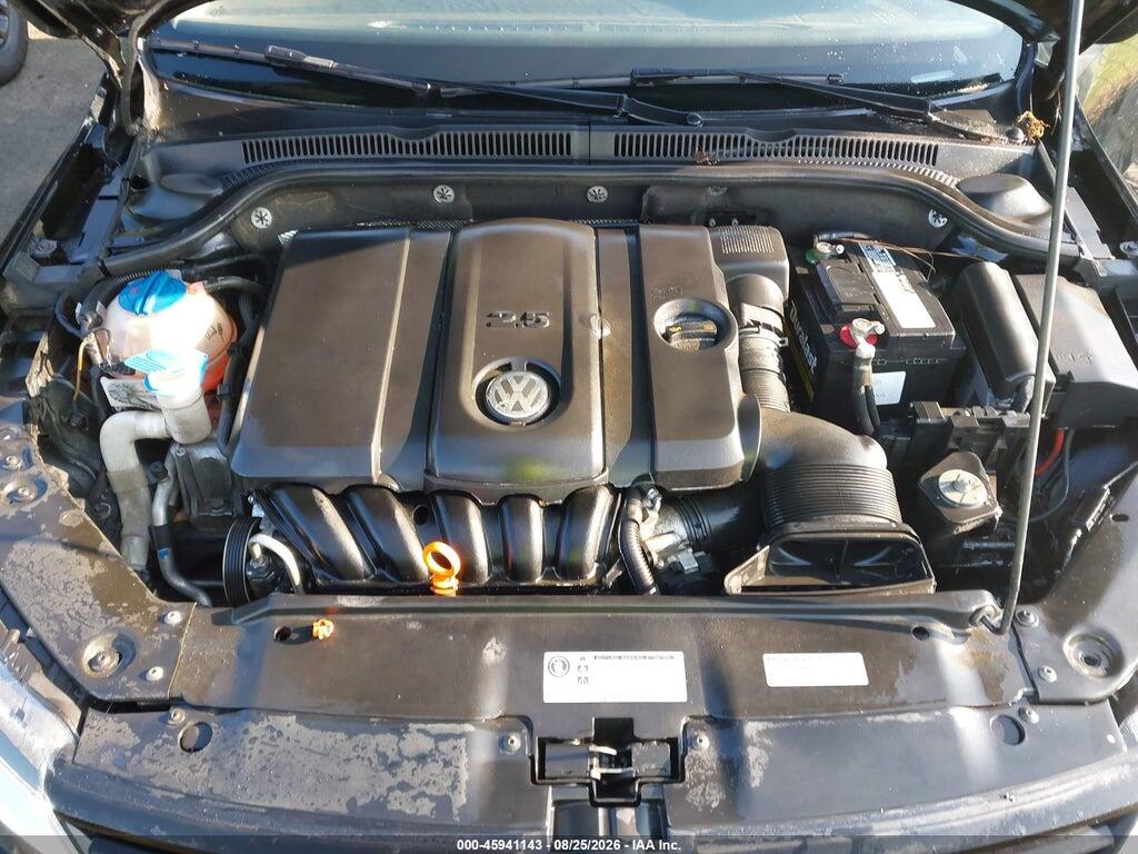 3VWDX7AJ6CM424567 2012 VOLKSWAGEN JETTA photo no. 10