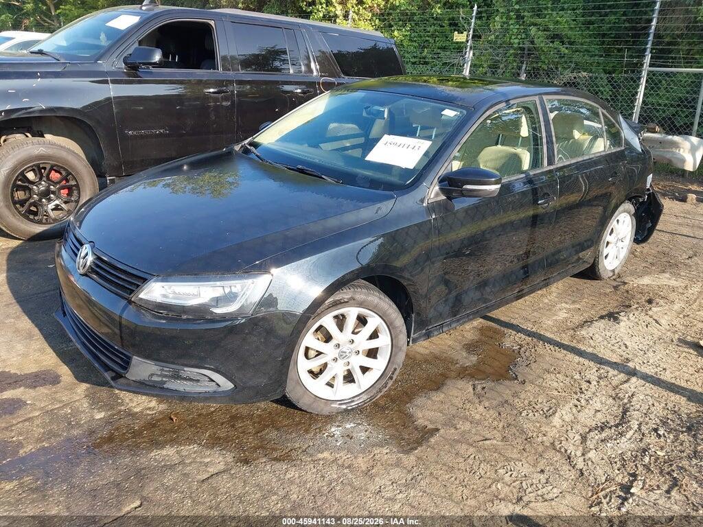 3VWDX7AJ6CM424567 2012 VOLKSWAGEN JETTA photo no. 2