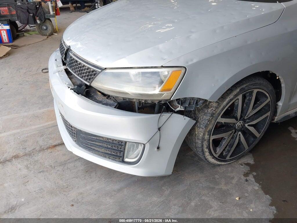 3VW567AJ2CM123656 2012 VOLKSWAGEN JETTA photo no. 12