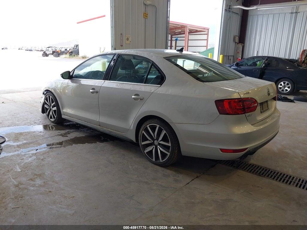 3VW567AJ2CM123656 2012 VOLKSWAGEN JETTA photo no. 3
