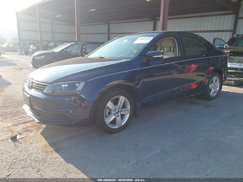 03VWLL7AJ8CM08713 2012 VOLKSWAGEN JETTA photo no. 2