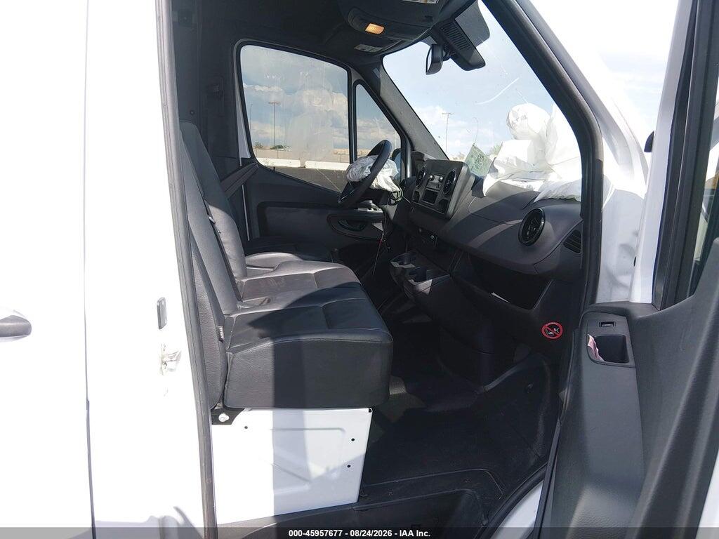 W1Y4NDHY6PT123715 2023 MERCEDES-BENZ SPRINTER 2500 photo no. 5
