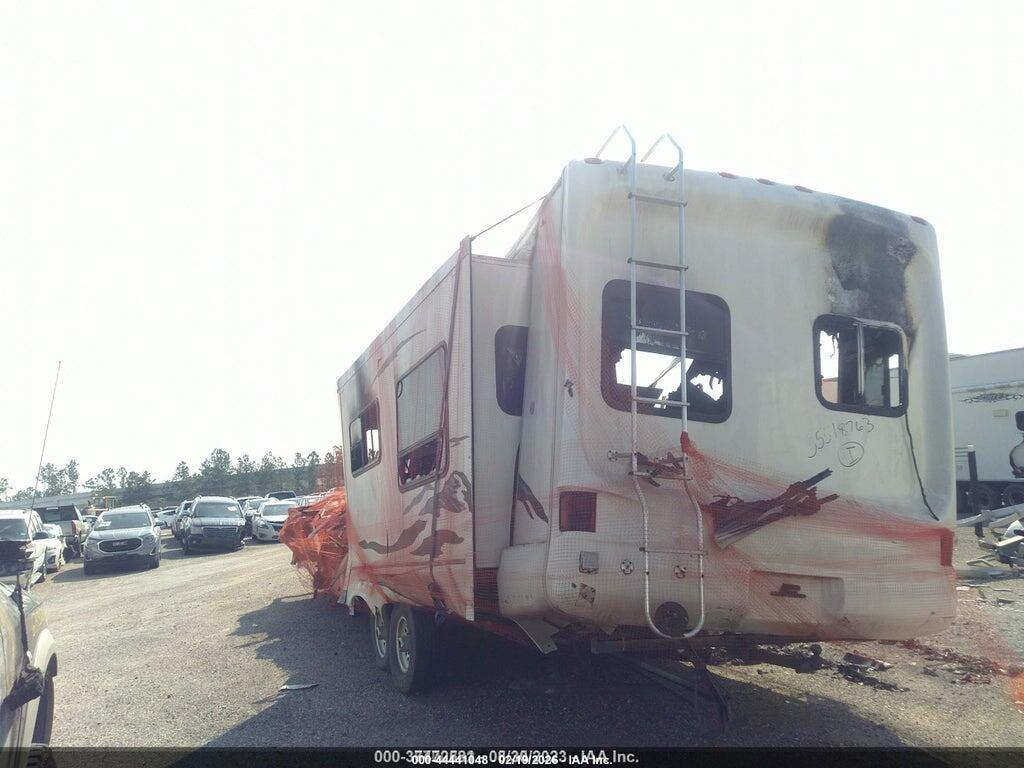 4YDF329255D511301 2005 MONTANA TRAVEL TRAILER photo no. 3